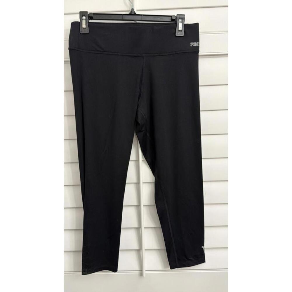 Pink by Victoria Secret Ultimate black crop leggings size Medium